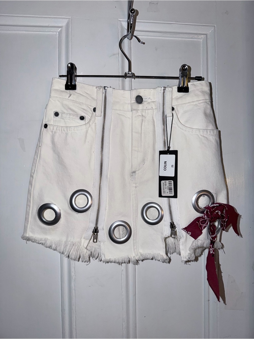 Carmar White Denim Mini Skirt with Silver Eyelet Details zippers size 25